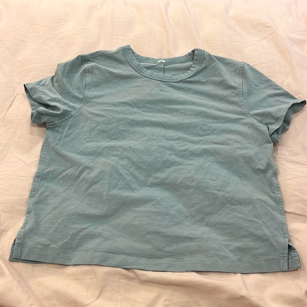 Lululemon cotton blend tshirt